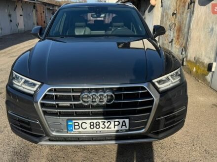 Серый Ауди Ку 5, объемом двигателя 1.97 л и пробегом 104 тыс. км за 33500 $, фото 1 на Automoto.ua