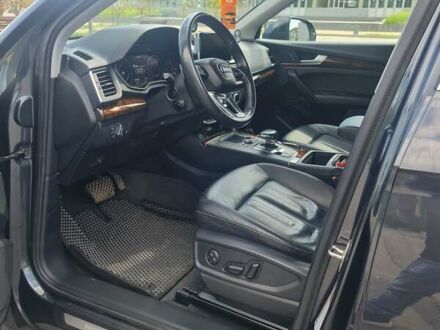 Сірий Ауді Ку 5, об'ємом двигуна 2 л та пробігом 110 тис. км за 25999 $, фото 1 на Automoto.ua