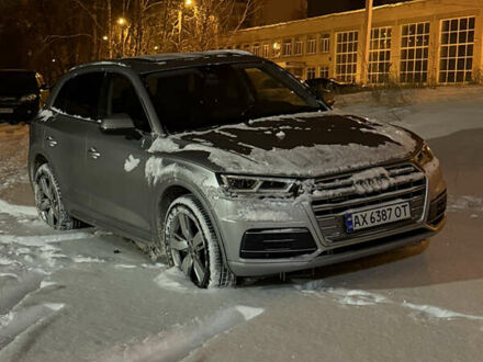 Серый Ауди Ку 5, объемом двигателя 1.98 л и пробегом 105 тыс. км за 26000 $, фото 1 на Automoto.ua