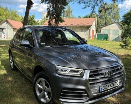 Серый Ауди Ку 5, объемом двигателя 1.97 л и пробегом 122 тыс. км за 33000 $, фото 1 на Automoto.ua