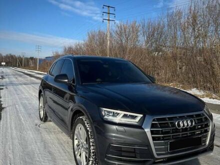 Ауді Ку 5 2017 у Нежине на Automoto.ua Сірий Ауді Ку 5, об'ємом двигуна 1.98 л та пробігом 116 тис. км за 26200 $, фото 1 на Automoto.ua