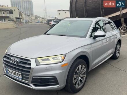 Серый Ауди Ку 5, объемом двигателя 1.98 л и пробегом 203 тыс. км за 25000 $, фото 1 на Automoto.ua