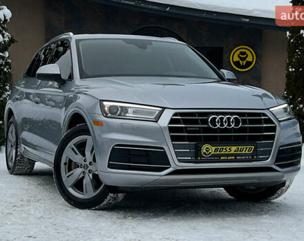 Сірий Ауді Ку 5, об'ємом двигуна 2 л та пробігом 107 тис. км за 27900 $, фото 1 на Automoto.ua