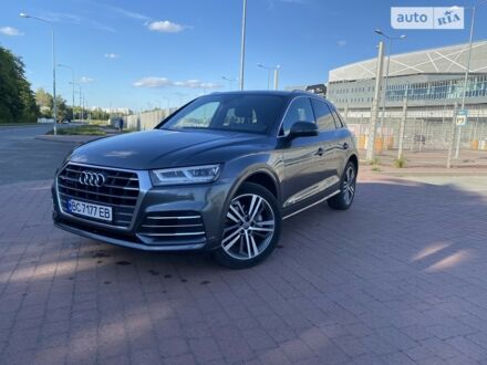 Сірий Ауді Ку 5, об'ємом двигуна 2 л та пробігом 308 тис. км за 24900 $, фото 1 на Automoto.ua