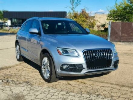 Сірий Ауді Ку 5, об'ємом двигуна 2 л та пробігом 54 тис. км за 18000 $, фото 1 на Automoto.ua