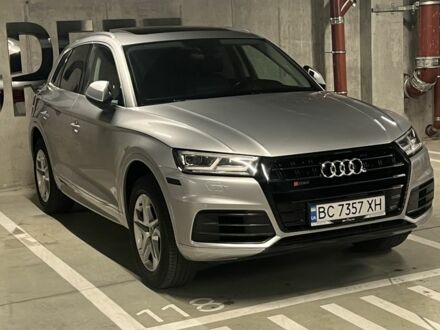 Сірий Ауді Ку 5, об'ємом двигуна 2 л та пробігом 157 тис. км за 24956 $, фото 1 на Automoto.ua