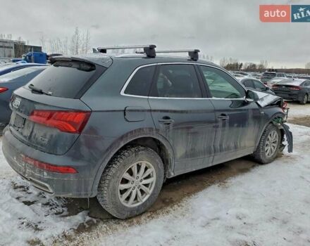 Серый Ауди Ку 5, объемом двигателя 2 л и пробегом 156 тыс. км за 16000 $, фото 1 на Automoto.ua