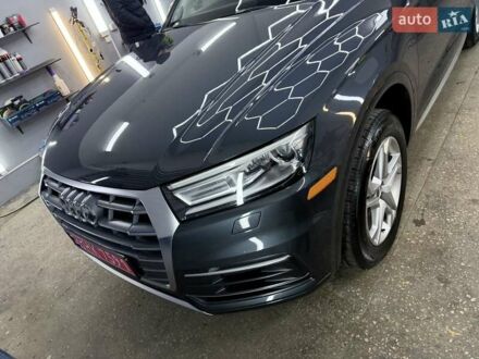 Серый Ауди Ку 5, объемом двигателя 1.98 л и пробегом 109 тыс. км за 19900 $, фото 1 на Automoto.ua