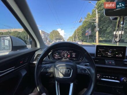 Серый Ауди Ку 5, объемом двигателя 2 л и пробегом 190 тыс. км за 19999 $, фото 1 на Automoto.ua