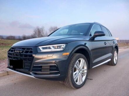 Ауди Ку 5 2018 в Киеве на Automoto.ua Серый Ауди Ку 5, объемом двигателя 2 л и пробегом 115 тыс. км за 22000 $, фото 1 на Automoto.ua
