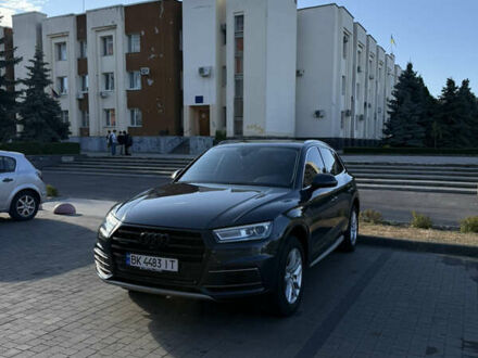 Серый Ауди Ку 5, объемом двигателя 1.98 л и пробегом 168 тыс. км за 23400 $, фото 1 на Automoto.ua