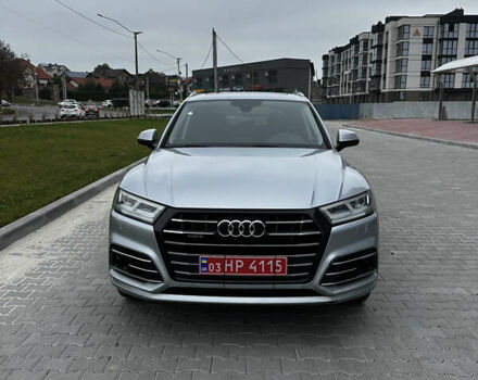 Серый Ауди Ку 5, объемом двигателя 1.98 л и пробегом 100 тыс. км за 34500 $, фото 1 на Automoto.ua