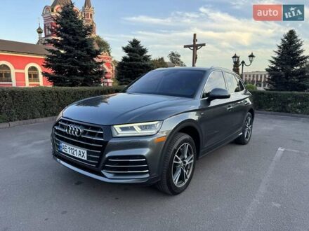 Ауди Ку 5 2020 в Днепре (Днепропетровске) на Automoto.ua Серый Ауди Ку 5, объемом двигателя 1.98 л и пробегом 95 тыс. км за 35900 $, фото 1 на Automoto.ua