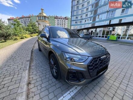 Сірий Ауді Ку 5, об'ємом двигуна 2 л та пробігом 215 тис. км за 31900 $, фото 1 на Automoto.ua