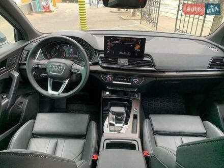 Ауди Ку 5 2021 в Киеве на Automoto.ua Серый Ауди Ку 5, объемом двигателя 1.98 л и пробегом 50 тыс. км за 42500 $, фото 1 на Automoto.ua