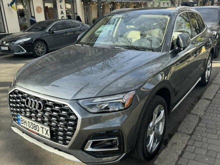 Ауди Ку 5 2022 в Одессе на Automoto.ua Серый Ауди Ку 5, объемом двигателя 1.98 л и пробегом 22 тыс. км за 39500 $, фото 1 на Automoto.ua