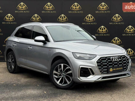 Серый Ауди Ку 5, объемом двигателя 1.98 л и пробегом 10 тыс. км за 42000 $, фото 1 на Automoto.ua