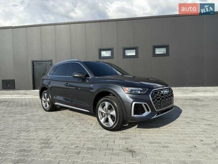 Серый Ауди Ку 5, объемом двигателя 2 л и пробегом 33 тыс. км за 33900 $, фото 1 на Automoto.ua