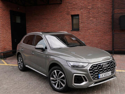 Серый Ауди Ку 5, объемом двигателя 1.98 л и пробегом 71 тыс. км за 34999 $, фото 1 на Automoto.ua