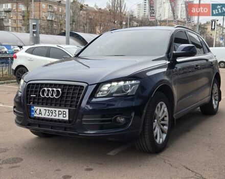 Синий Ауди Ку 5, объемом двигателя 2 л и пробегом 217 тыс. км за 11700 $, фото 1 на Automoto.ua