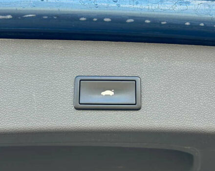 Синий Ауди Ку 5, объемом двигателя 1.98 л и пробегом 261 тыс. км за 12999 $, фото 10 на Automoto.ua