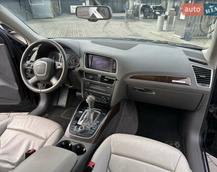 Синий Ауди Ку 5, объемом двигателя 2 л и пробегом 260 тыс. км за 8999 $, фото 14 на Automoto.ua