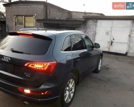 Синий Ауди Ку 5, объемом двигателя 2 л и пробегом 201 тыс. км за 18000 $, фото 2 на Automoto.ua