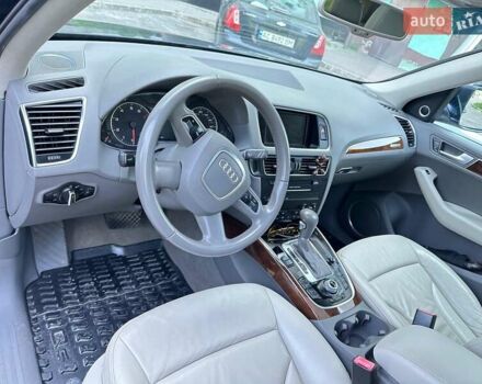 Синій Ауді Ку 5, об'ємом двигуна 2 л та пробігом 272 тис. км за 11500 $, фото 6 на Automoto.ua