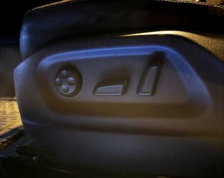 Синий Ауди Ку 5, объемом двигателя 1.98 л и пробегом 265 тыс. км за 13800 $, фото 15 на Automoto.ua