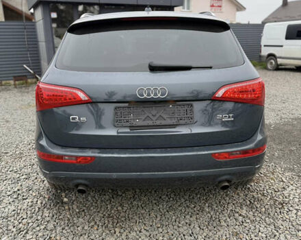 Синій Ауді Ку 5, об'ємом двигуна 2 л та пробігом 202 тис. км за 11500 $, фото 4 на Automoto.ua