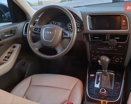 Ауди Ку 5 2011 в Жовкве на Automoto.ua Синий Ауди Ку 5, объемом двигателя 1.98 л и пробегом 143 тыс. км за 12900 $, фото 2 на Automoto.ua