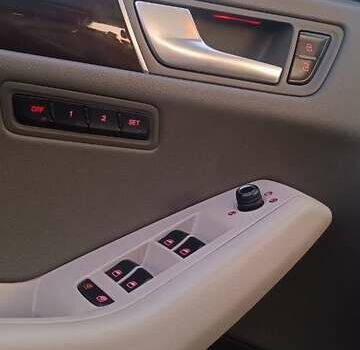 Ауди Ку 5 2011 в Жовкве на Automoto.ua Синий Ауди Ку 5, объемом двигателя 1.98 л и пробегом 143 тыс. км за 12900 $, фото 16 на Automoto.ua