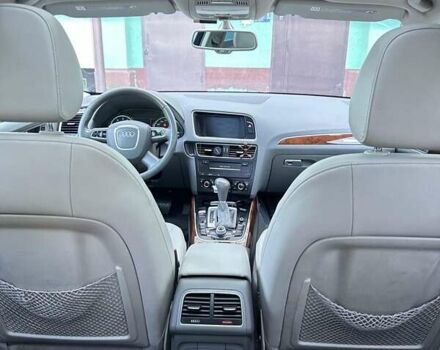Синій Ауді Ку 5, об'ємом двигуна 2 л та пробігом 272 тис. км за 11500 $, фото 7 на Automoto.ua