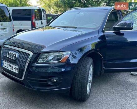 Синій Ауді Ку 5, об'ємом двигуна 2 л та пробігом 272 тис. км за 11500 $, фото 2 на Automoto.ua
