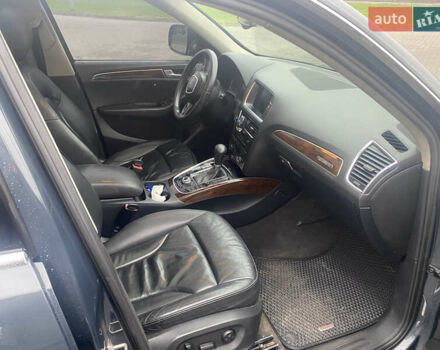 Синий Ауди Ку 5, объемом двигателя 1.98 л и пробегом 338 тыс. км за 11000 $, фото 9 на Automoto.ua