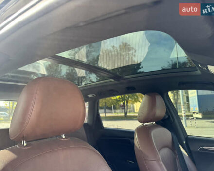 Синий Ауди Ку 5, объемом двигателя 2 л и пробегом 213 тыс. км за 12000 $, фото 6 на Automoto.ua