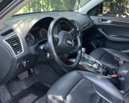 Синий Ауди Ку 5, объемом двигателя 2 л и пробегом 240 тыс. км за 12600 $, фото 4 на Automoto.ua