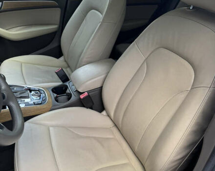 Синий Ауди Ку 5, объемом двигателя 2 л и пробегом 205 тыс. км за 13300 $, фото 56 на Automoto.ua