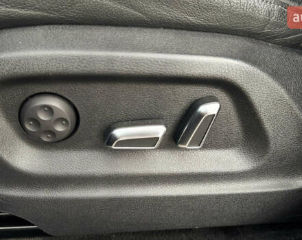 Ауді Ку 5 2013 у Одесі на Automoto.ua Синій Ауді Ку 5, об'ємом двигуна 1.98 л та пробігом 210 тис. км за 14400 $, фото 18 на Automoto.ua