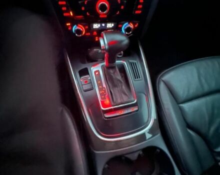 Синій Ауді Ку 5, об'ємом двигуна 2 л та пробігом 227 тис. км за 11500 $, фото 11 на Automoto.ua