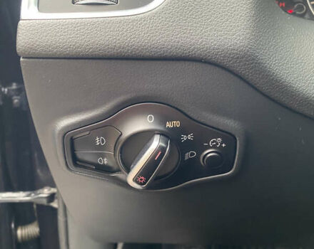 Синий Ауди Ку 5, объемом двигателя 2 л и пробегом 237 тыс. км за 15000 $, фото 14 на Automoto.ua