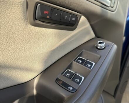 Синій Ауді Ку 5, об'ємом двигуна 2 л та пробігом 143 тис. км за 15600 $, фото 11 на Automoto.ua