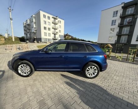 Синій Ауді Ку 5, об'ємом двигуна 2 л та пробігом 143 тис. км за 15600 $, фото 3 на Automoto.ua