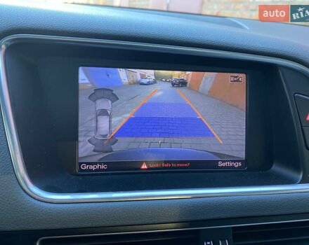 Синій Ауді Ку 5, об'ємом двигуна 2 л та пробігом 170 тис. км за 12900 $, фото 67 на Automoto.ua