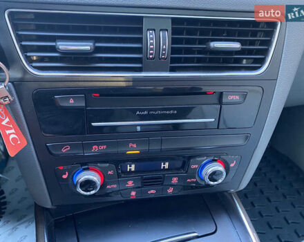 Синій Ауді Ку 5, об'ємом двигуна 2 л та пробігом 170 тис. км за 12900 $, фото 71 на Automoto.ua