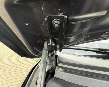 Синий Ауди Ку 5, объемом двигателя 1.98 л и пробегом 195 тыс. км за 13400 $, фото 33 на Automoto.ua