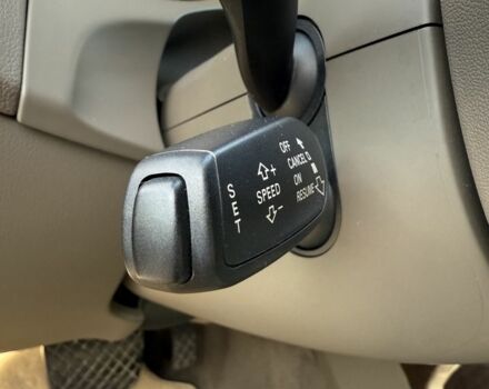 Синій Ауді Ку 5, об'ємом двигуна 2 л та пробігом 143 тис. км за 15600 $, фото 8 на Automoto.ua