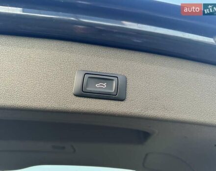 Синий Ауди Ку 5, объемом двигателя 2 л и пробегом 150 тыс. км за 16300 $, фото 4 на Automoto.ua