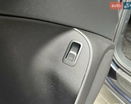 Ауди Ку 5 2015 в Киеве на Automoto.ua Синий Ауди Ку 5, объемом двигателя 1.98 л и пробегом 121 тыс. км за 18700 $, фото 17 на Automoto.ua