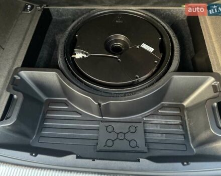 Синий Ауди Ку 5, объемом двигателя 2 л и пробегом 150 тыс. км за 16300 $, фото 3 на Automoto.ua
